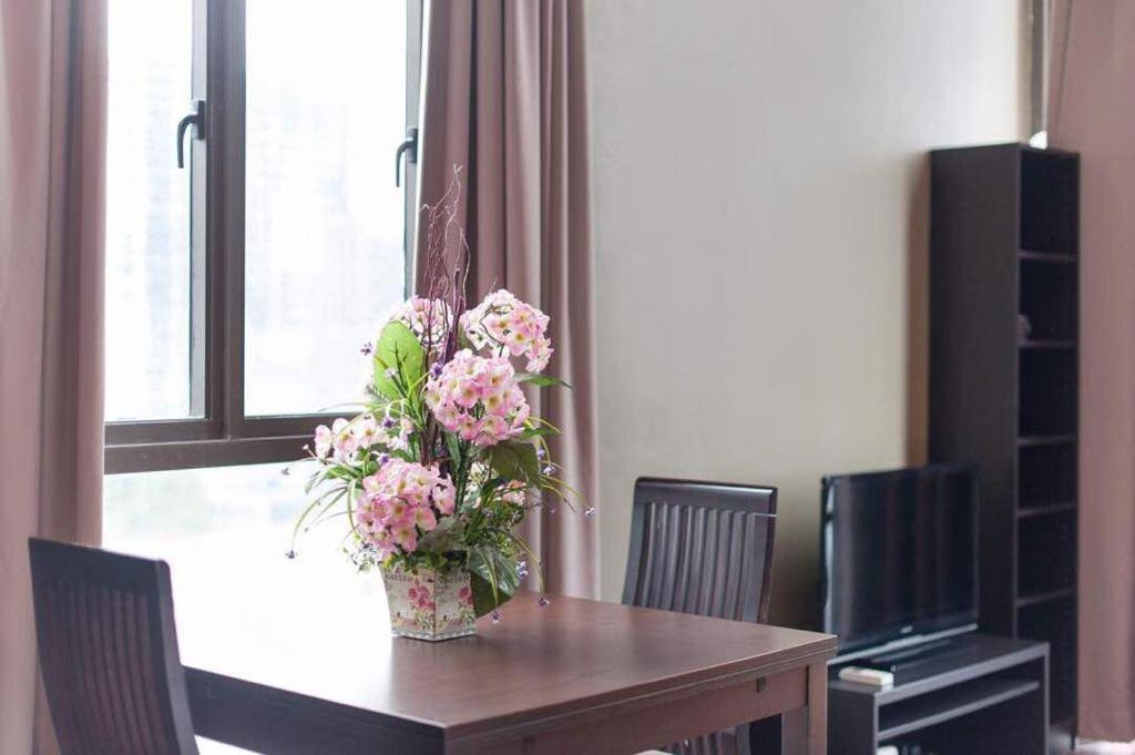 Appartamento Empihaus 001 Empire Damansara Petaling Jaya Esterno foto